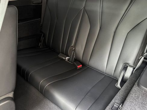 Certified 2025 Acura MDX FWD image 19