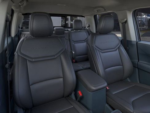 New 2025 Ford Maverick Lariat w/ Black Appearance Package image 11