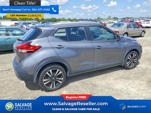 Used 2018 Nissan Kicks SV FWD image 4