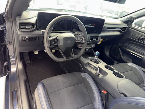 New 2025 Ford Mustang Dark Horse image 12