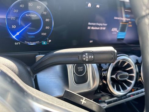 Used 2024 Mercedes-Benz EQB 250+ image 23