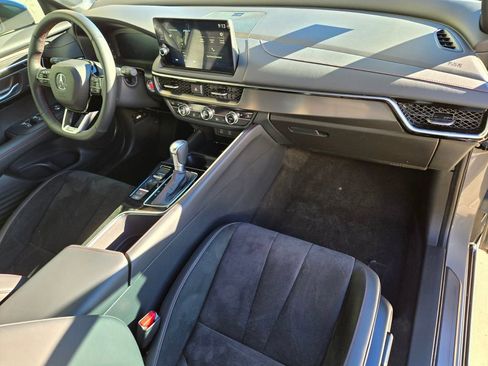Certified 2025 Acura ADX A-Spec image 21