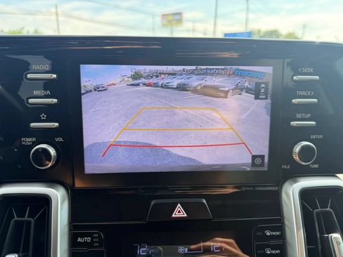 Used 2021 Kia Sorento S AWD/4WD image 25
