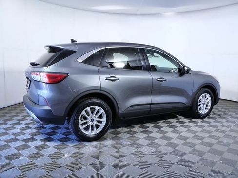 Certified 2022 Ford Escape SE w/ Cold Weather Package image 8