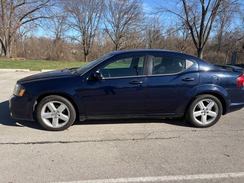 Used 2013 Dodge Avenger R/T w/ Sun/Sound Group image 16