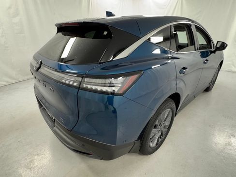 Used 2025 Nissan Murano SL w/ Cargo Package AWD/4WD image 3
