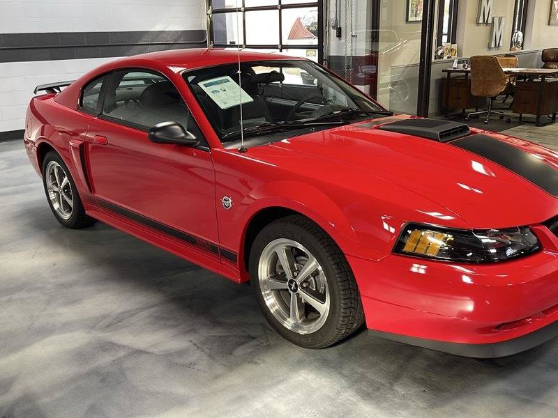 Used 2004 Ford Mustang Mach 1 RWD image 8