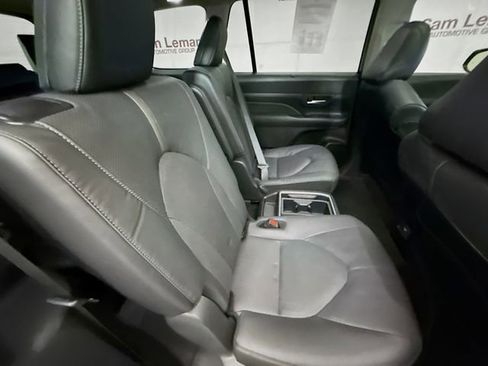 Used 2024 Toyota Grand Highlander AWD image 29