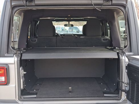 Used 2020 Jeep Wrangler Unlimited Sport image 30