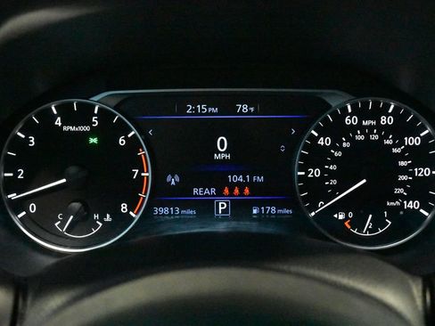 Used 2024 Nissan Altima 2.5 SV FWD image 18