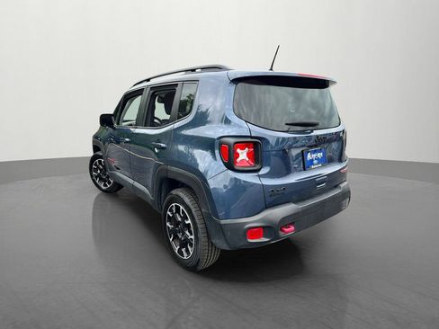 Used 2023 Jeep Renegade Trailhawk AWD/4WD image 4