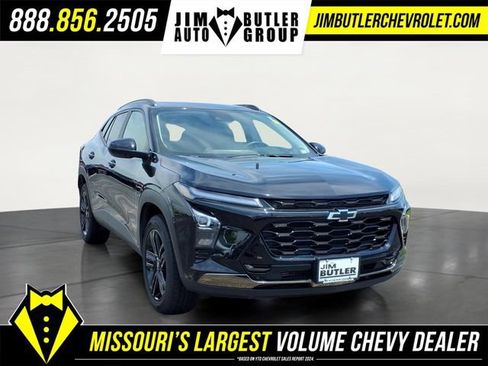 Used 2025 Chevrolet Trax ACTIV w/ Sunroof Package FWD image 24