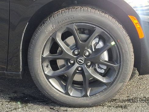 New 2026 Chrysler Pacifica Select w/ S Appearance Package image 5