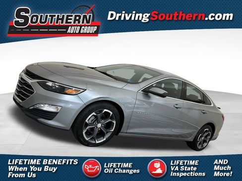 Used 2024 Chevrolet Malibu LT FWD image 1