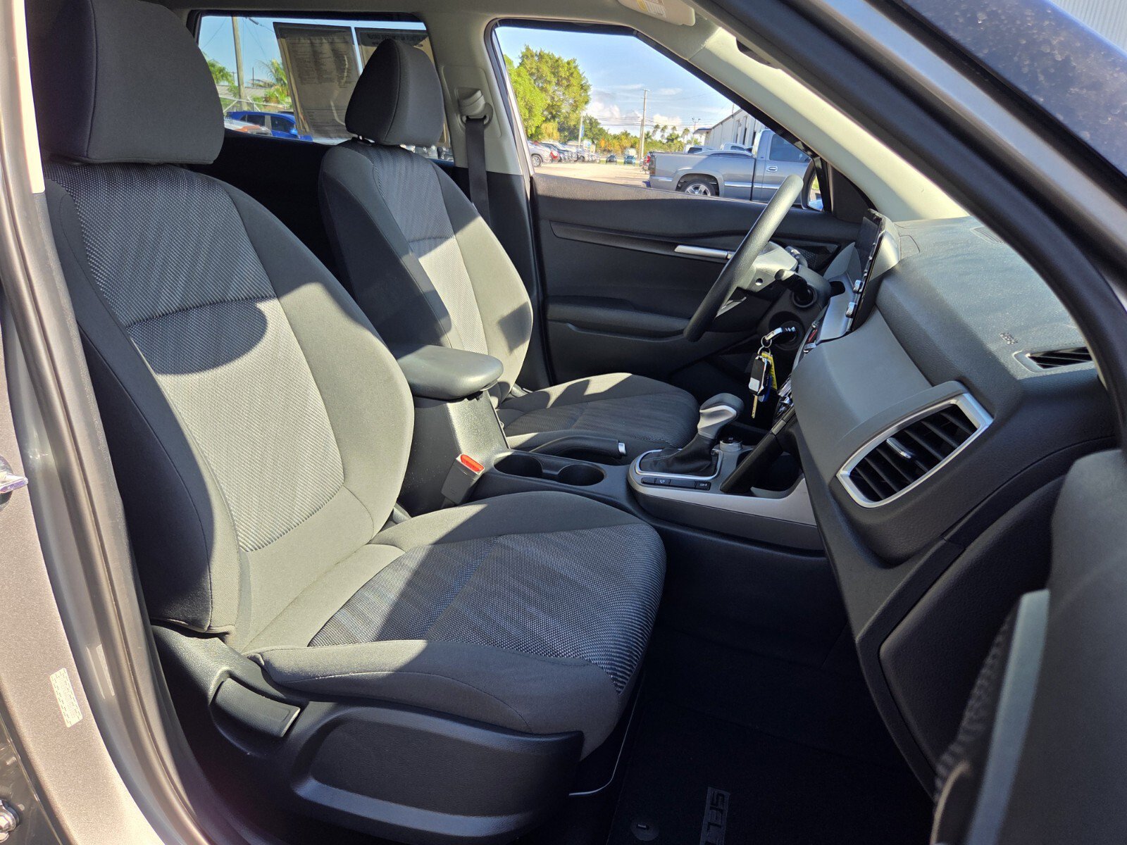 Used 2024 Kia Seltos LX AWD/4WD image 18