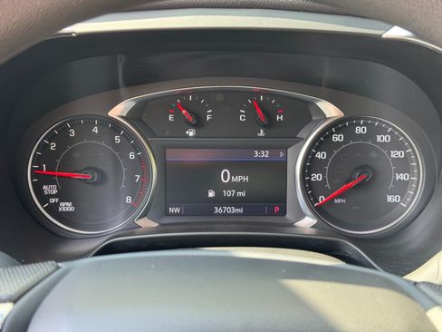 Used 2023 Chevrolet Blazer LT FWD image 17