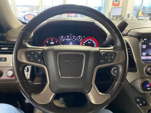 Used 2015 GMC Yukon XL Denali w/ Touring Package AWD/4WD image 25