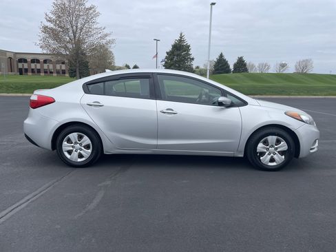 Used 2014 Kia Forte LX FWD image 6
