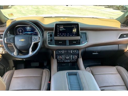 Used 2024 Chevrolet Tahoe High Country image 16