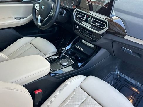 Used 2024 BMW X3 xDrive30i w/ Convenience Package image 17