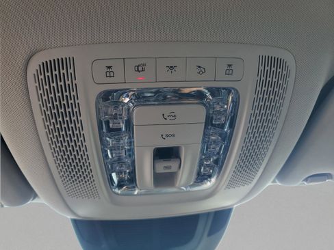Certified 2026 Mercedes-Benz GLS 450 4MATIC image 31