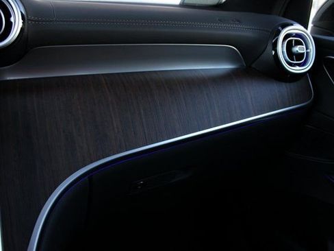 New 2025 Mercedes-Benz GLC 300 4MATIC image 27