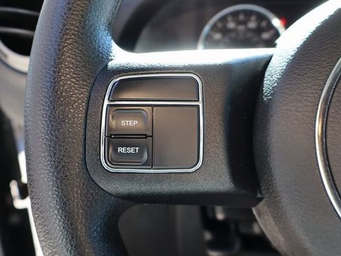 Used 2016 Jeep Wrangler Sport image 13