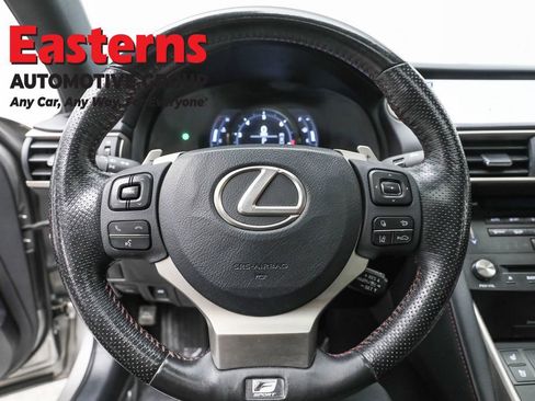 Used 2018 Lexus IS 300 AWD image 10