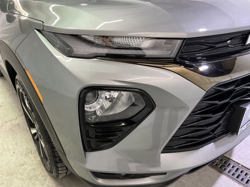 Certified 2023 Chevrolet TrailBlazer RS w/ Sun and Liftgate Package image 5