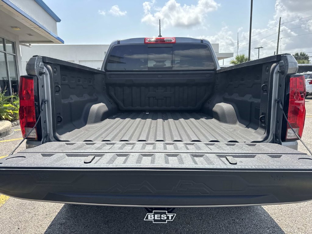 Used 2026 Chevrolet Colorado Trail Boss w/ LPO, Skid Plate Package AWD/4WD image 9
