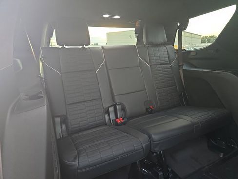Used 2026 Cadillac Escalade V image 12