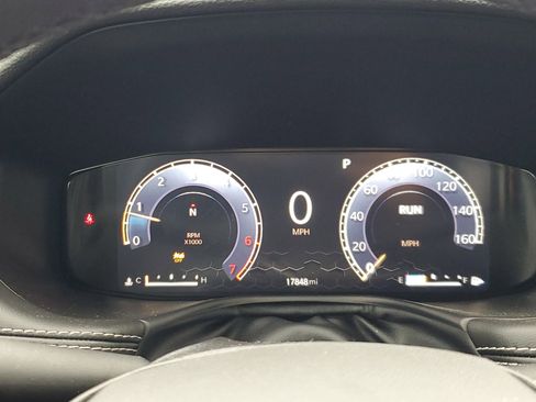 Used 2024 Jeep Compass Limited w/ High Altitude Package image 11