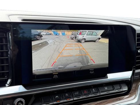 Used 2024 Chevrolet Silverado 1500 RST AWD/4WD image 15
