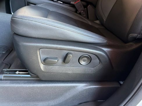Used 2024 Chevrolet Silverado 2500 LTZ AWD/4WD image 15