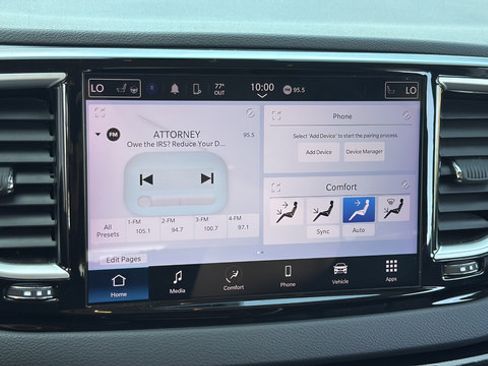 Used 2024 Chrysler Pacifica Touring-L FWD image 19