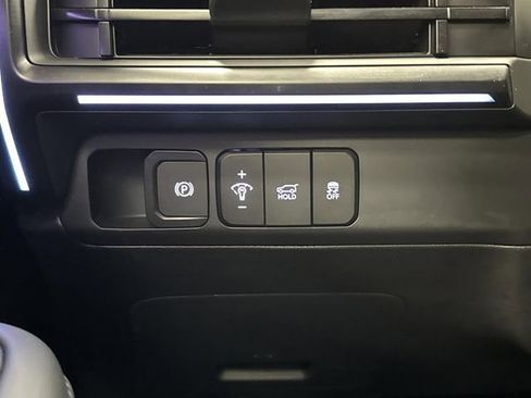 Used 2025 Hyundai Santa Fe Calligraphy image 28