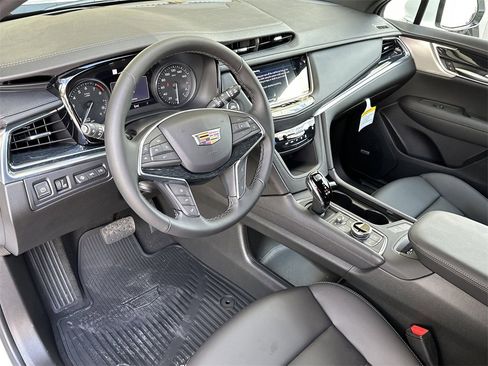 New 2025 Cadillac XT5 Premium Luxury w/ Technology Package image 13