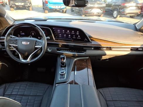 Used 2023 Cadillac Escalade Premium Luxury Platinum w/ LPO, Floor Liner Package AWD/4WD image 19