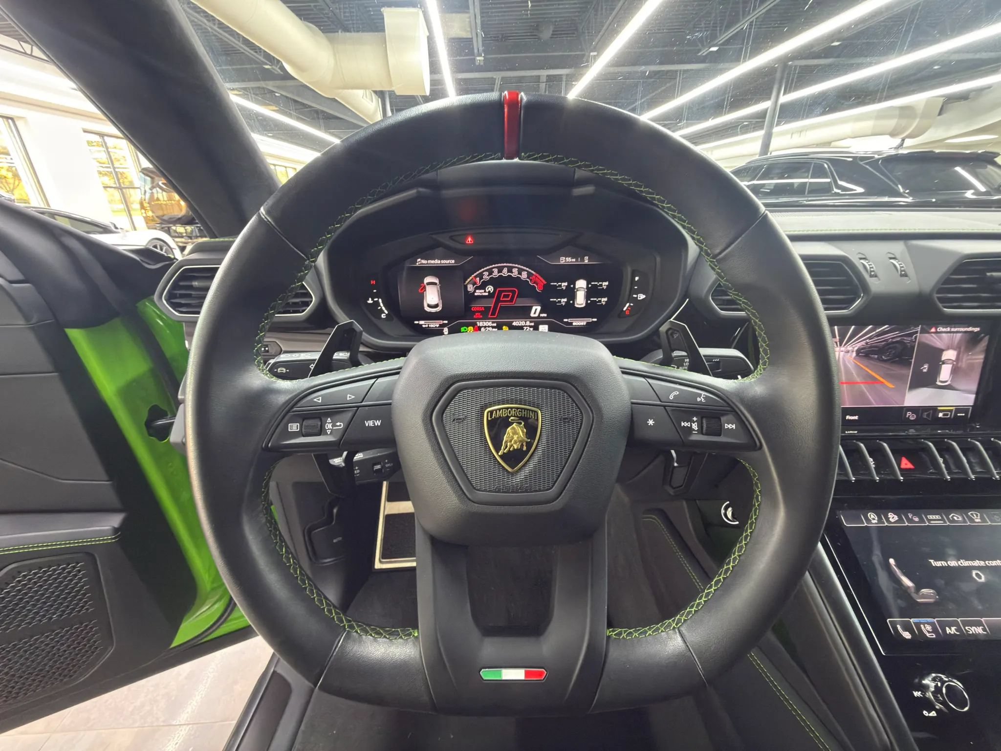 Used 2023 Lamborghini Urus S AWD/4WD image 24