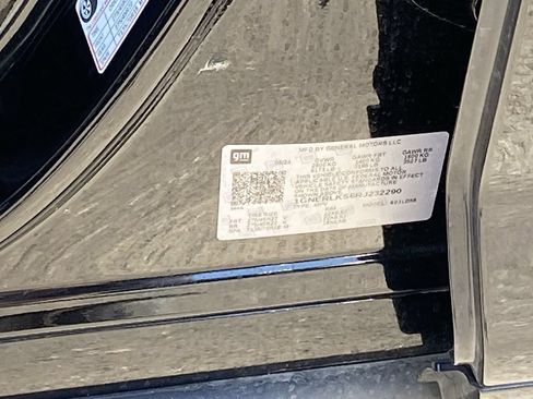 Used 2024 Chevrolet Traverse RS w/ LPO, Floor Liner Package FWD image 31