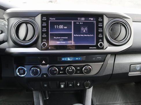 Used 2023 Toyota Tacoma TRD Off-Road image 20