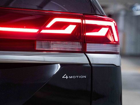 New 2026 Volkswagen Atlas SEL Premium R-Line image 6