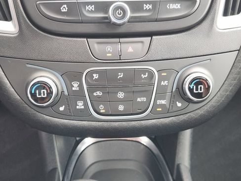 Used 2024 Chevrolet Malibu LT FWD image 17