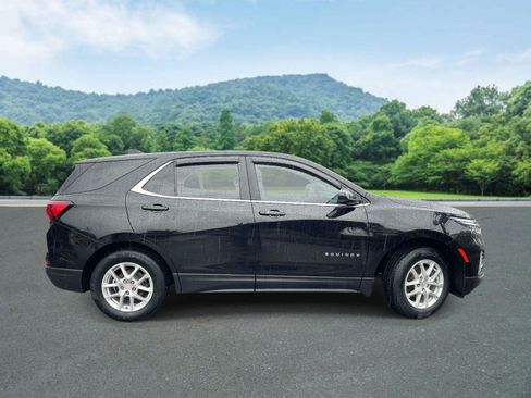 Used 2022 Chevrolet Equinox LT w/ LPO, Floor Liner Package FWD image 18