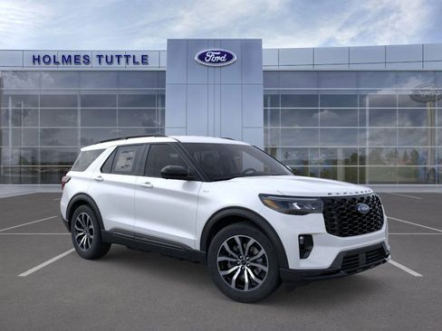 New 2026 Ford Explorer ST-Line image 7