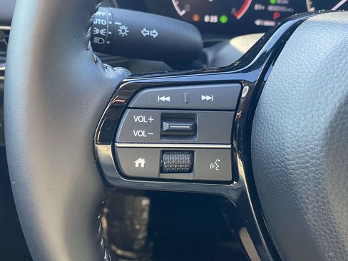 Certified 2026 Honda HR-V EX-L image 18