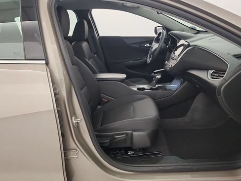 Used 2024 Chevrolet Malibu LT FWD image 25