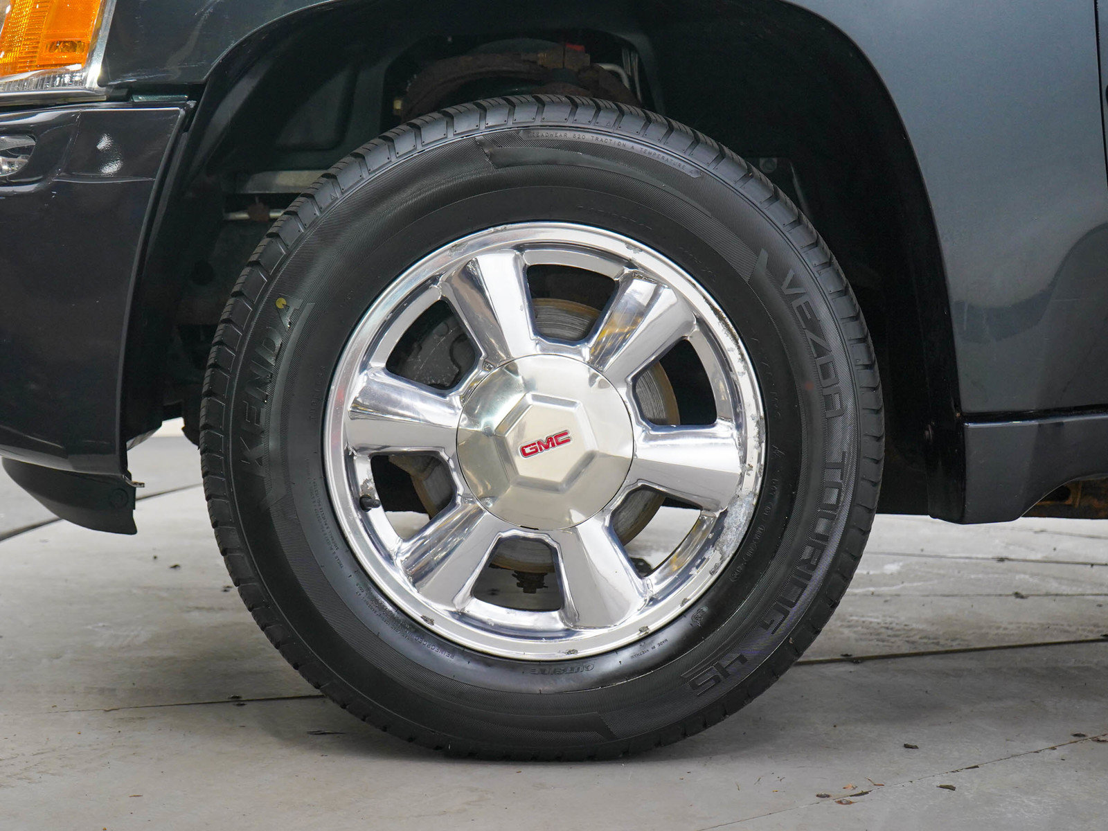 Used 2003 GMC Envoy SLT AWD/4WD image 26