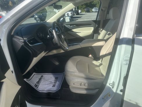 Used 2022 Buick Enclave Essence w/ Experience Buick Package image 12