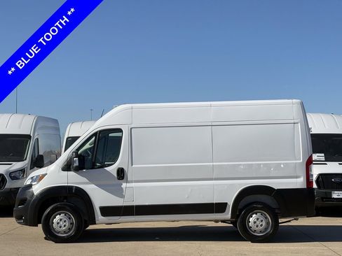 Used 2023 RAM ProMaster 2500 image 3